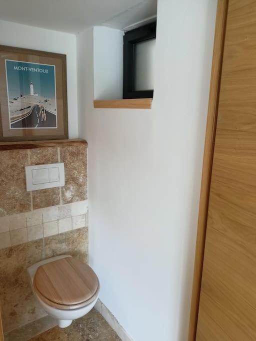 Gite De Charme Avec Jacuzzi Face Au Mont Ventoux Crestet Luaran gambar